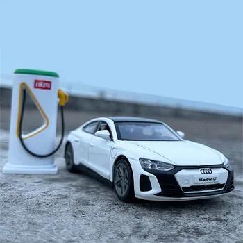 1:36 Audi RS ETron GT Coupe Alloy New Energy Car Model Diecasts Metal Charging Vehicles Car Model Sound and Light Детски играчки подарък