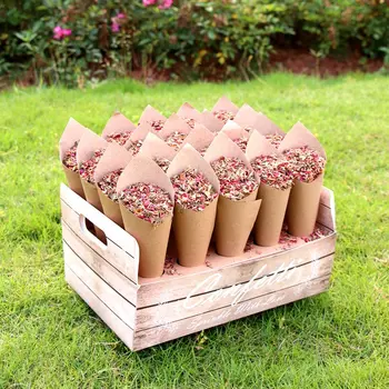 Крафт хартия Сватбени конфети конус държач подкрепа за сватбен декор конфети конуси стойка кутия тава фалшиви цветя сватбена хартия конуси